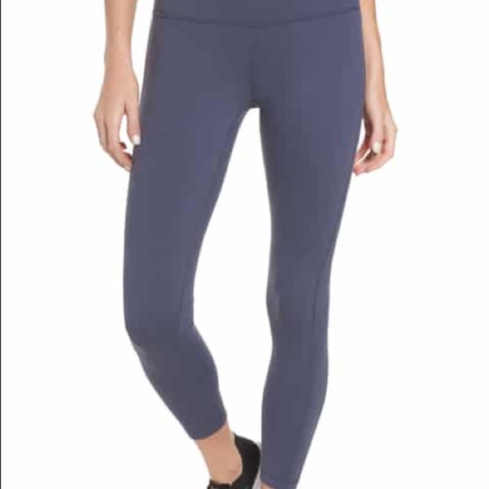 Zella “live-in” leggings in dark grey - REVERSIBLE